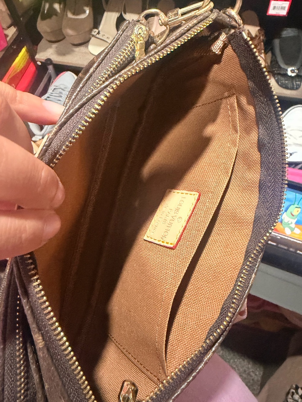 Cross Body - Picture 7 of 10